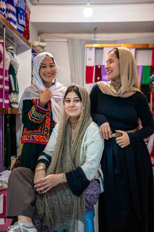 Female guides in Afghanistan 4